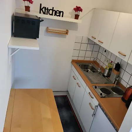 Appartamento Cityapartment Platinum-zentrum Mit Parkplatz