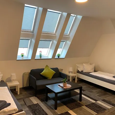 Cityapartment Platinum-zentrum Mit Parkplatz Apartment