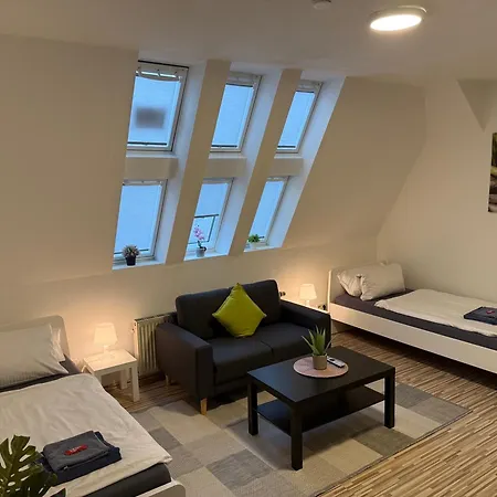 Appartamento Cityapartment Platinum-zentrum Mit Parkplatz *